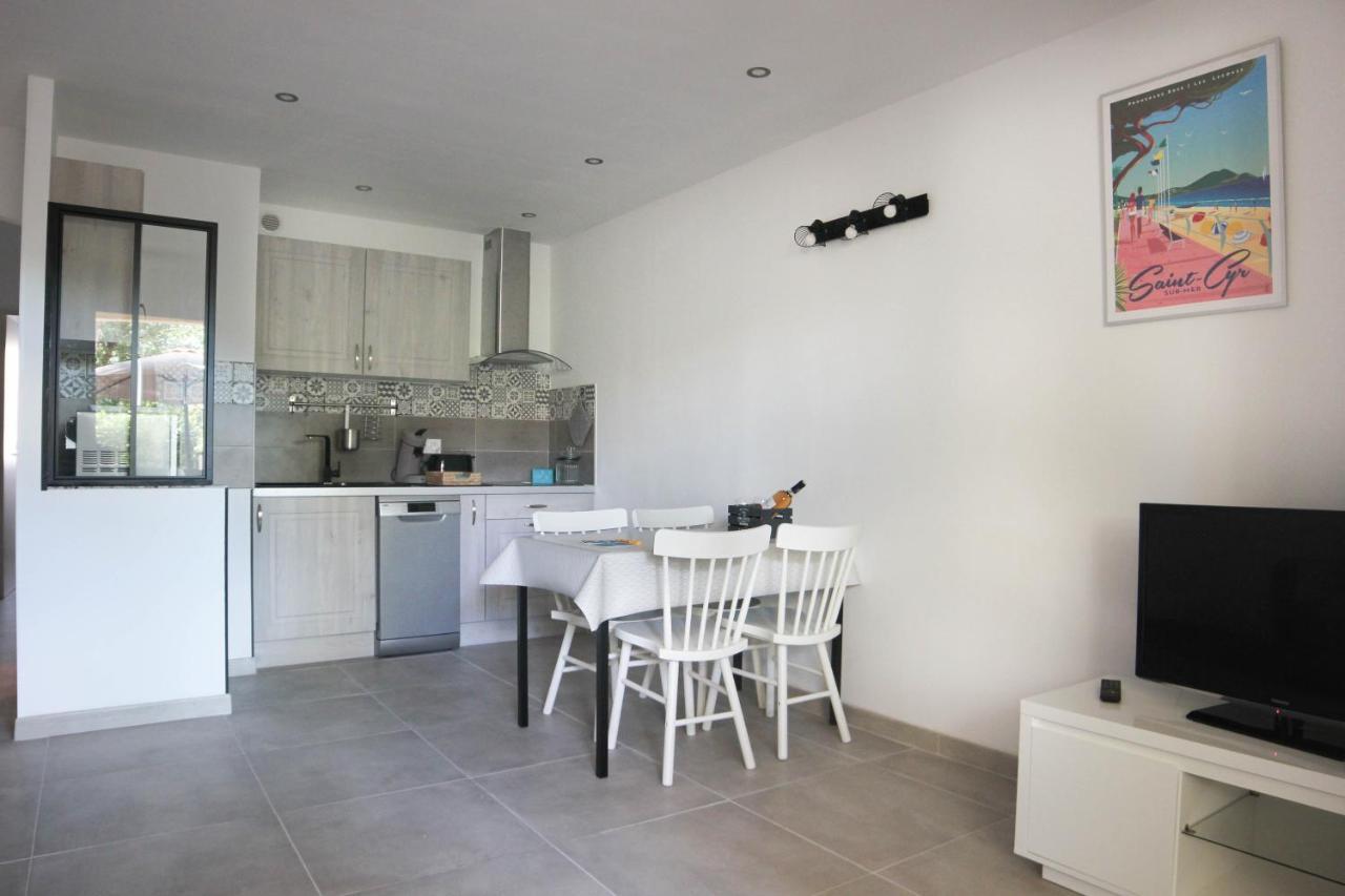 Appartement Provence Heureuse Saint-Cyr-sur-Mer Exteriör bild